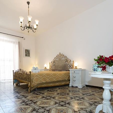 Bed & Breakfast Scicli Val Di Noto Rum bild